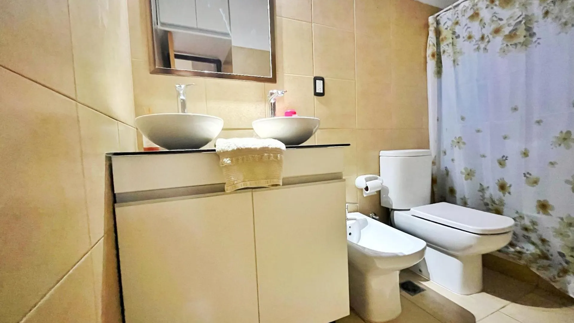 Arcos De Ayacucho Apartment Mendoza